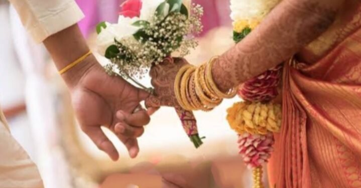 ತಾಳಿ ಕಟ್ಟುತ್ತಿದ್ದಂತೆಯೇ ವಧು ಸಾವು.. ಮೃತಳ ತಂಗಿಯನ್ನೇ ವರಿಸಿದ ವರ.. ಅಚ್ಚರಿಯ ವಿವಾಹ