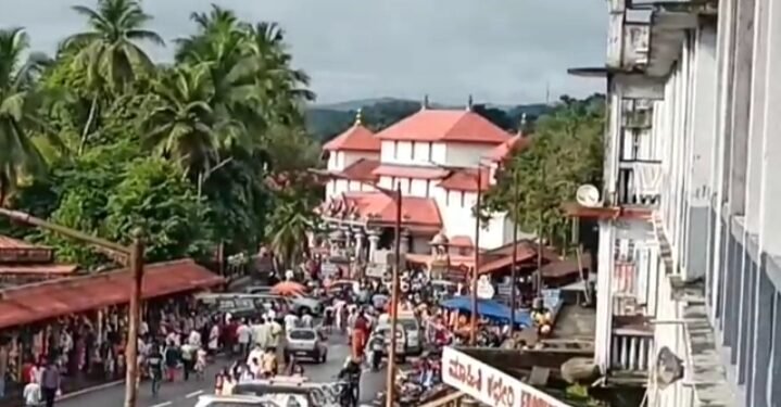 ಧರ್ಮಸ್ಥಳದಲ್ಲಿ ಬೆಳ್ಳಂಬೆಳಿಗ್ಗೆಯೇ ಭಕ್ತಸಾಗರ: ಕ್ಷೇತ್ರದ ಸುತ್ತಮುತ್ತ ಸಾವಿರಾರು ವಾಹನಗಳು