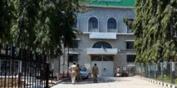 ಪರಪ್ಪನ ಅಗ್ರಹಾರ ಜೈಲಿಗೆ ಸಿಸಿಬಿ ಲಗ್ಗೆ: ಅಕ್ರಮ ಬಯಲಿಗೆ