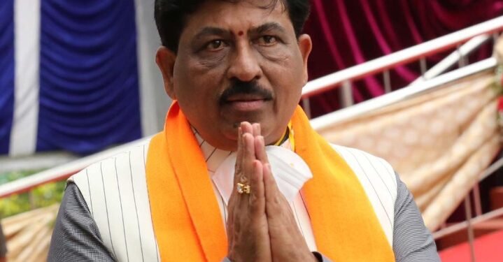 ‘HAPPY BIRTHDAY 56’.. ನಿರಾಣಿ ಅಭಿಮಾನಿಗಳಿಂದ 56 ಜನಪರ ಸೇವೆಗಳ ಕೈಂಕರ್ಯ..