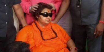 ಭಯೋತ್ಪಾದಕಿ ಆ ‘ಸಾಧ್ವಿ’ ಯಾರು? ಟೀಕಿಸುವ ಆತುರದಲ್ಲಿ ಕಾಂಗ್ರೆಸ್ ಎಡವಟ್ಟು