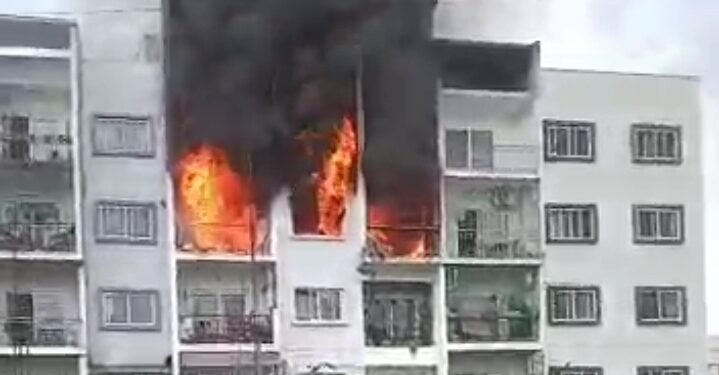 ಅಪಾರ್ಟ್‌ಮೆಂಟ್‌ನಲ್ಲಿ ಅಗ್ನಿ ಅವಘಡ; ತಾಯಿ, ಮಗಳು ಸಜೀವ ದಹನ