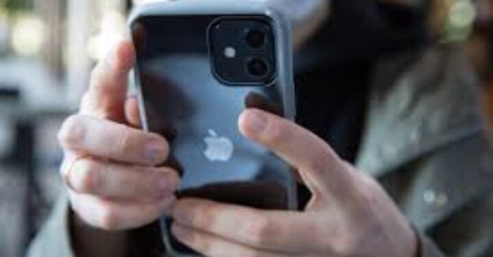 ನೆಟ್‌ವರ್ಕ್ ಇಲ್ಲದಿದ್ದಾಗ ಸ್ಯಾಟಲೈಟ್ ಫೋನ್ ಆಗಿ ಪರಿವರ್ತನೆ.. ನಿಮ್ಮ ಕೈಯಲ್ಲೂ ನಡೆಯಲಿದೆ ಚಮತ್ಕಾರ..