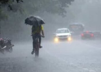 ಕೇರಳಕ್ಕೆ ಮಳೆ ಹೊಡೆತ.. ಕರ್ನಾಟಕದಲ್ಲೂ ವಾರಾಂತ್ಯ ವರುಣನ ಅಬ್ಬರ