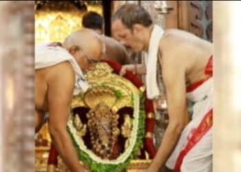 ಕಾರ್ತಿಕ ಏಕಾದಶಿ.. ಮಂಗಳೂರು ಕಾರ್‌ಸ್ಟ್ರೀಟ್ ಕ್ಷೇತ್ರದಲ್ಲಿ ಅದ್ಧೂರಿ ಕೈಂಕರ್ಯ