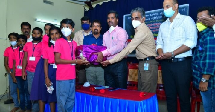 ಗ್ರಾಮೀಣ ಮಕ್ಕಳ ಶಿಕ್ಷಣಕ್ಕೆ ಪ್ರೋತ್ಸಾಹ ಶ್ಲಾಘನೀಯ -ಡಾ.ಕುಮಾರ್