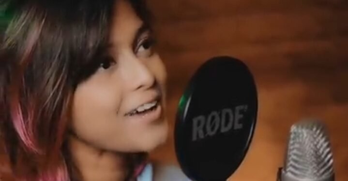 ‘ಮನಿಕೆ ಮಾಗೆ ಹಿತೆ..’ ಈಕೆಯ ಹಾಡಿನ ಮೋಡಿಗೆ ಮನಸೋತ ಸಂಸದರು