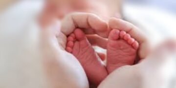 ಹುಟ್ಟಿದಾಲೇ ಬಾಲ.. ‘ಮಗು’ ಈಗ ಕುತೂಹಲದ ಕೇಂದ್ರಬಿಂದು