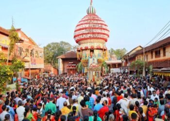 ಮಂಜೇಶ್ವರ ‘ಷಷ್ಠಿ ಬ್ರಹ್ಮರಥೋತ್ಸವ’ದಲ್ಲಿ ಭಕ್ತ ಸಾಗರ