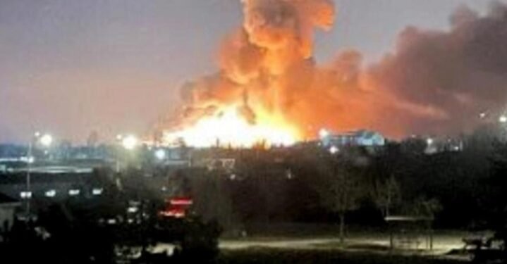 VIDEO: ಸ್ಮಶಾನ ಸದೃಶ ಉಕ್ರೇನ್.. ಜನರಲ್ಲಿ ಹೆಚ್ಚಿದ ಆತಂಕ.. ಮುಗಿಲು ಮುಟ್ಟಿದ ಆತಂಕ