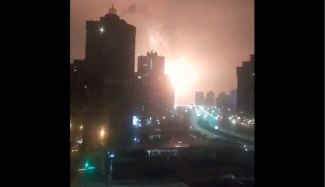 VIDEO: ಉಕ್ರೇನ್ ಮೇಲೆ ಹಿಡಿತ.. ರಾಜಧಾನಿ ಕೀವ್ ರಷ್ಯಾ ಸೈನ್ಯದ ವಶ..?