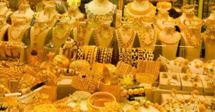 ಬಜೆಟ್ ಎಫೆಕ್ಟ್.. ಇವುಗಳ ಬೆಲೆ ಇಳಿಕೆಯಾಗಲಿದೆ.. ಪೆಟ್ರೋಲ್ ದುಬಾರಿ ಸಾಧ್ಯತೆ