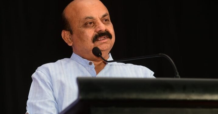 ಧಾರವಾಡದಲ್ಲಿ ಮುಸ್ಲಿಮರ ಅಂಗಡಿಗಳ ಮೇಲೆ ದಾಳಿ: ಹೆಚ್ಡಿಕೆ ಖಂಡನೆ