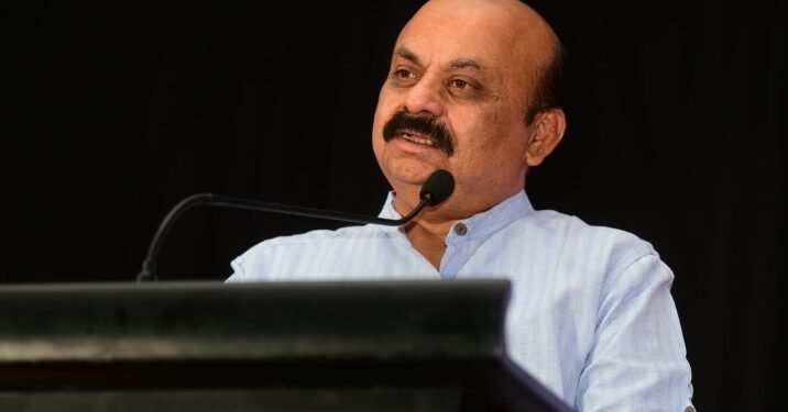 ಧಾರವಾಡದಲ್ಲಿ ಮುಸ್ಲಿಮರ ಅಂಗಡಿಗಳ ಮೇಲೆ ದಾಳಿ: ಹೆಚ್ಡಿಕೆ ಖಂಡನೆ‌