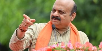 ಪರಿಶಿಷ್ಟ ಜಾತಿ, ಪಂಗಡಗಳ ಮೀಸಲಾತಿ ಹೆಚ್ಚಳಕ್ಕೆ ಆಗ್ರಹ: ಹೋರಾಟಗಾರರಿಂದ ಸಿದ್ದರಾಮಯ್ಯ ಭೇಟಿ