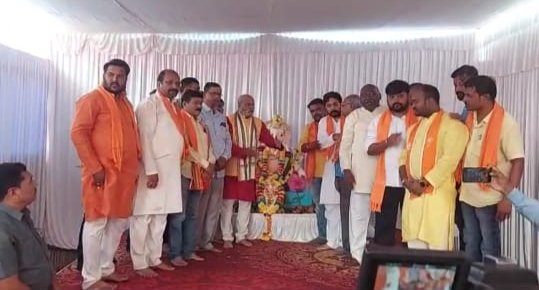 ಹುಬ್ಬಳ್ಳಿ ಈದ್ಗಾ ಮೈದಾನದಲ್ಲಿ ಬೆಳ್ಳಂಬೆಳಿಗ್ಗೆಯೇ ‘ಗಣೇಶ’ ಪ್ರತಿಷ್ಠಾಪನೆ: ತರಾತುರಿ ಯಾಕೆ ಗೊತ್ತಾ?