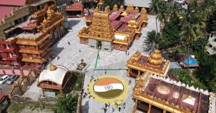 ಕುದ್ರೋಳಿಯಲ್ಲಿ ವಿಶಿಷ್ಟ ‘ತಿರಂಗ’: 900 ಕೆ.ಜಿ ದವಸ ಧಾನ್ಯದಿಂದ ರಾಷ್ಟ್ರಧ್ವಜ ವಿನ್ಯಾಸ