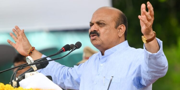 ಕಲ್ಯಾಣ ಕರ್ನಾಟಕದಲ್ಲಿ 2100 ಶಾಲಾ ಕೊಠಡಿ, 2500 ಅಂಗನವಾಡಿ ಕೇಂದ್ರ ಪ್ರಾರಂಭ.. ಸಿಎಂ ಘೋಷಣೆ