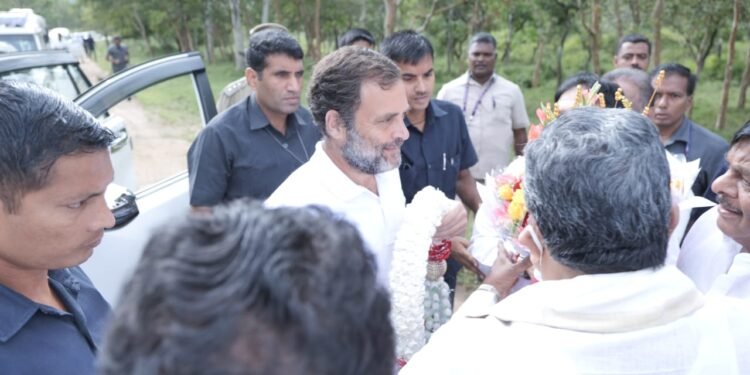 ಕರ್ನಾಟಕ ಪ್ರವೇಶಿಸಿದ ‘ಭಾರತ್ ಜೋಡೋ ಯಾತ್ರೆ’