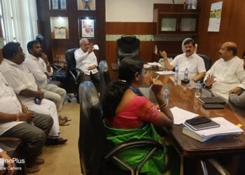 ರಾಷ್ಟ್ರೀಯ ಮಹಿಳಾ ಕಾಂಗ್ರೆಸ್ ಅಧ್ಯಕ್ಷೆ ನೆಟ್ಟಾ ಡಿಸೋಜ-ಡಿಕೆಶಿ ಭೇಟಿ