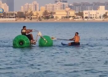 ದುಬೈನಲ್ಲಿ ಟೀಂ ಇಂಡಿಯಾ ಆಟಗಾರರ ಸರ್ಫಿಂಗ್.. ವೀಡಿಯೋ ಹಂಚಿಕೊಂಡ BCCI