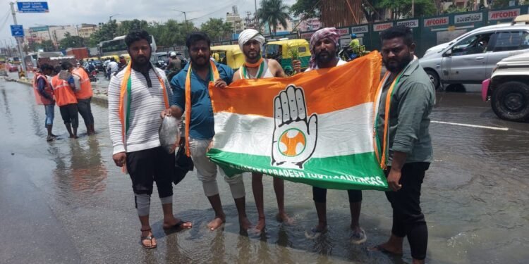 14 ವರ್ಷಗಳಲ್ಲಿ ಕ್ಷೇತ್ರಕ್ಕೆ ಏನೂ ಕೆಲಸ ಮಾಡಿಲ್ವಂತೆ: ಶಾಸಕ ಲಿಂಬಾವಳಿ ವಿರುದ್ದ ‘ಕೈ’ ಪ್ರತಿಭಟನೆ