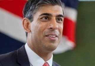 ಅಂದು ಭಾರತವನ್ನಾಳಿದ್ದ ಬ್ರಿಟನ್: ಇದೀಗ.. ಬ್ರಿಟೀಷರ ನಾಡಿನಲ್ಲಿನ್ನು ಭಾರತೀಯನ ದರ್ಬಾರ್