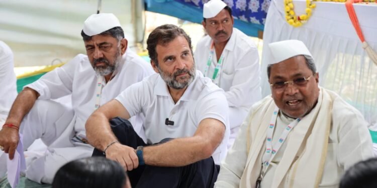 ಗಾಂಧಿ ಕುಟುಂಬದಿಂದ ಮಾತ್ರ ಈ ದೇಶವನ್ನು ಒಟ್ಟಾಗಿ ಮುಂದೆ ಕೊಂಡೊಯ್ಯಲು ಸಾಧ್ಯ: ಡಿಕೆಶಿ