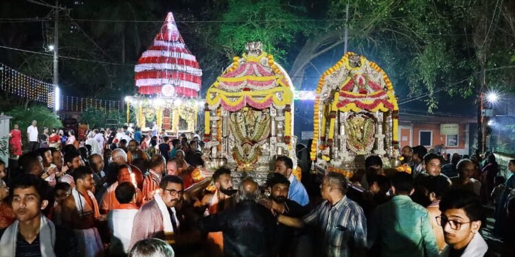 ಶ್ರೀ ವೆಂಕಟರಮಣ ‘ಕಾರ್ತಿಕ ದೀಪೋತ್ಸವ’: ಮಂಗಳೂರಿನಲ್ಲಿ ಅನನ್ಯ ದೃಶ್ಯಧಾರೆಯ ವೈಭವ..