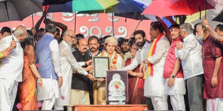 ಅಪ್ಪುಗೆ ‘ಕರ್ನಾಟಕ ರತ್ನ’: ವೀಡಿಯೋ ಮೂಲಕ ಕೃತಜ್ಞತೆ ಸಲ್ಲಿಸಿದ ಅಶ್ವಿನಿ