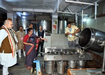 ಅದಮ್ಯ ಚೇತನ: ಶೂನ್ಯ ತ್ಯಾಜ್ಯ ಅಡುಗೆ ಮನೆ ಬಗ್ಗೆ ಅಮಿತ್ ಷಾ ಶ್ಲಾಘನೆ