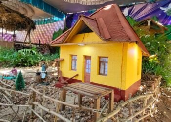 ಸೌಹಾರ್ದತೆಯ ಪರ್ವ: ಕ್ರೈಸ್ತರ ಹಬ್ಬಕ್ಕೆ ಹಿಂದೂ-ಮುಸ್ಲಿಂ ಯುವಕರಿಂದ ‘ಗೋದಲಿ’ ನಿರ್ಮಾಣ..