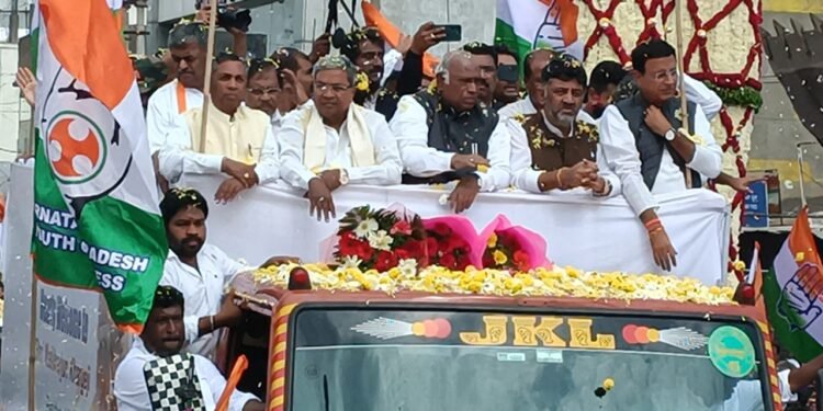 ತವರಲ್ಲಿ ಖರ್ಗೆ.‌. ನಾಯಕರಿಂದ ಸ್ವಾಗತ ಮೆರವಣಿಗೆ..