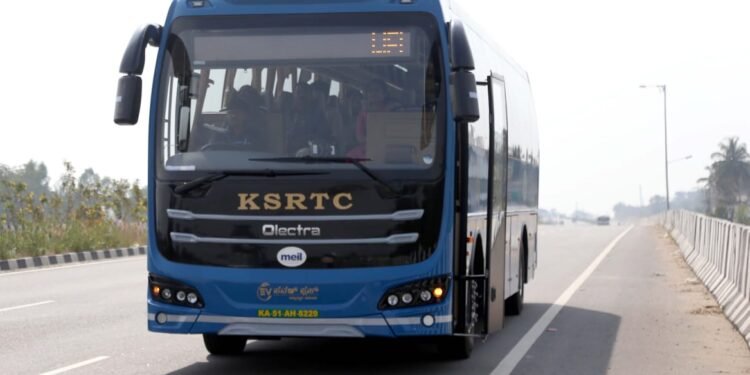 KSRTCಯ ಸೊಬಗಿನ ‘EV ಪವರ್ ಪ್ಲಸ್’ ಬಸ್ನಲ್ಲಿ ಪ್ರಯಾಣ ಬಲು ಸೊಗಸು: ಪ್ರಾಯೋಗಿಕ ಸವಾರಿಯಲ್ಲೇ ಸಿಕ್ತು ಸಕತ್ ಲೈಕ್ಸ್