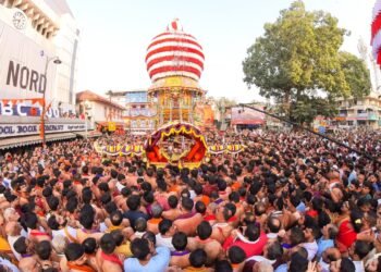 ಮಂಗಳೂರು ರಥೋತ್ಸವ.. ಕಾರ್‌ಸ್ಟ್ರೀಟ್ ವೈಭವದ ದೃಶ್ಯ ಧಾರೆ.. 360 ಡಿಗ್ರಿ ಫೊಟೋ ಆಕರ್ಷಣೆ ಹೀಗಿದೆ..