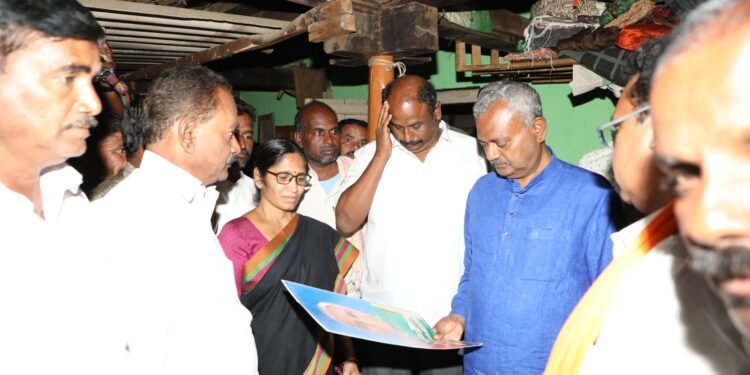 ಚಿರತೆ ಹಾವಳಿ; ಟಿ.ನರಸೀಪುರದಲ್ಲಿ ಸಂತ್ರಸ್ಥರಿಗೆ ಸಚಿವ ಸೋಮಶೇಖರ್ ಸಾಂತ್ವನ