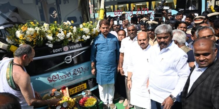 KSRTC ಪರ್ವ.. ಒಂದೆಡೆ ಅಂಬಾರಿ ಉತ್ಸವ ಆರಂಭ‌‌.. ಇನ್ನೊಂದೆಡೆ ಏ‌.1ರಿಂದ ವಿದ್ಯಾರ್ಥಿನಿಯರಿಗೆ, ಮಹಿಳಾ ಕಾರ್ಮಿಕರಿಗೆ ಸಾರಿಗೆ ಬಸ್‌ಗಳಲ್ಲಿ ಉಚಿತ ಪಾಸ್