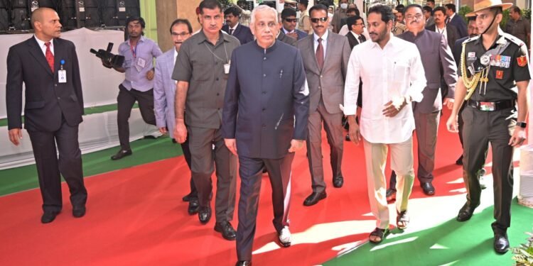 ಆಂಧ್ರದ ರಾಜ್ಯಪಾಲರಾಗಿ ಕನ್ನಡಿಗ ಅಬ್ದುಲ್ ನಜೀರ್ ಅಧಿಕಾರ ಸ್ವೀಕಾರ