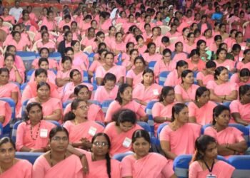 ಆಶಾ ಕಾರ್ಯಕರ್ತೆಯರಿಗೆ ‘ಗೌರವ’ಧನ.. ಒಗ್ಗಟ್ಟು ತಂದ ಫಲಶ್ರುತಿ..