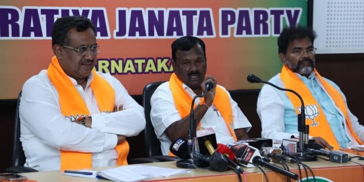 ಬಿಎಸ್‌ವೈ ಮನೆಗೆ ಕಲ್ಲು ತೂರಾಟ ಪ್ರಕರಣ: ಕಾಂಗ್ರೆಸ್ ಹಿಂಸೆಗೆ ಪ್ರಚೋದನೆ ನೀಡಿದರೆ ಜೋಕೆ ಎಂದ ಕೇಂದ್ರ ಸಚಿವ ನಾರಾಯಣಸ್ವಾಮಿ