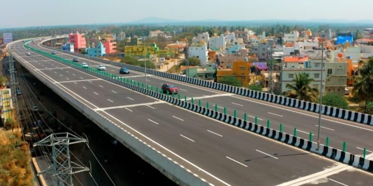 41 ವರ್ಷಗಳ ಬಳಿಕ ಮಂಡ್ಯಕ್ಕೆ ಪ್ರಧಾನಿ ಆಗಮನ; ಬೆಂಗಳೂರು-ಮೈಸೂರು ಎಕ್ಸ್ಪ್ರೆಸ್ ವೇ ಲೋಕಾರ್ಪಣೆಗೆ ಕ್ಷಣಗಣನೆ