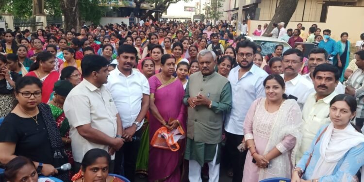 ಸ್ತ್ರೀ ಶಕ್ತಿ ಸಂಘಗಳಿಂದ ಮಹಿಳೆಯರ ಸಬಲೀಕರಣ: ಸಚಿವ ST.ಸೋಮಶೇಖರ್