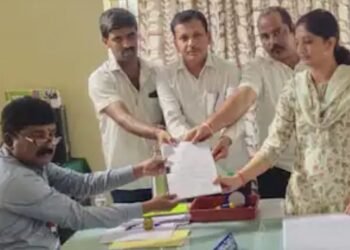 ಹಾಸನ; ಬಿಜೆಪಿ ಅಭ್ಯರ್ಥಿಯಾಗಿ ದಂಪತಿ‌ ಕಣಕ್ಕೆ; ಪ್ರೀತಂಗೌಡರ ಪತ್ನಿ ನಾಮಪತ್ರ