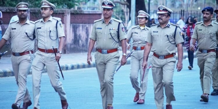 ‘ಕಿರಿಕ್ ಗ್ಯಾಂಗ್‌’ಗಳಿಗೆ ‘ಖಡಕ್ ಸಂದೇಶ’: ರಣಾಂಗಣದಲ್ಲಿ ಅಲೋಕ್-ಕುಲದೀಪ್ ಚಾಣಾಕ್ಷ IPS ಜೋಡಿಯ ಕಸರತ್ತು..