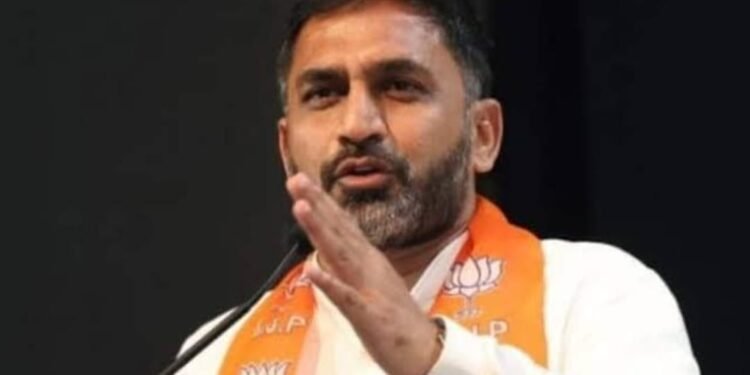 ಬಿಜೆಪಿ-ಜೆಡಿಎಸ್ ಒಳ ಒಪ್ಪಂದ..! ಪ್ರಿ ಪ್ಲಾನ್ ರಹಸ್ಯ ಬಿಚ್ಚಿಟ್ಟರೇ ಪ್ರೀತಂ ಗೌಡ?