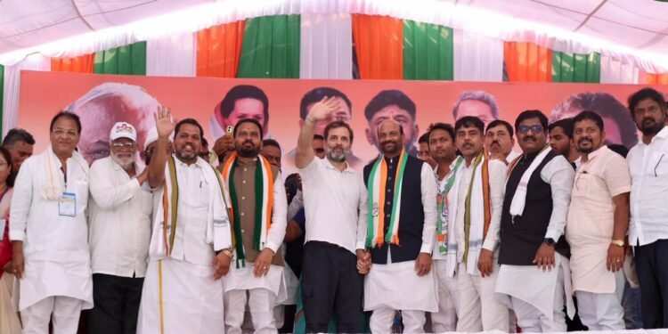 ‘ಭ್ರಷ್ಟಾಚಾರದ ಬಗ್ಗೆ ಮಾತನಾಡಿದ್ದಕ್ಕೆ ನನ್ನನ್ನು ಸಂಸತ್ತಿನಿಂದ ಅನರ್ಹರನ್ನಾಗಿಸಿದರು’: ರಾಹುಲ್ ಕಿಡಿ