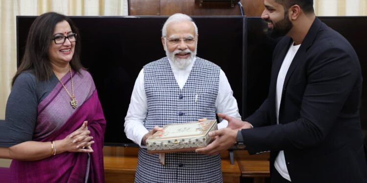 ಮದುವೆಯ ತಯಾರಿಯಲ್ಲಿ ಅಂಬಿ ಪುತ್ರ; ಪ್ರಧಾನಿಗೆ ಆಮಂತ್ರಣ