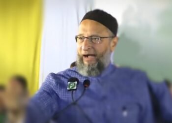 RSS ವ್ಯಕ್ತಿಯ ಪರ ಪ್ರಚಾರ? ಸೋನಿಯಾ ವಿರುದ್ದ ಓವೈಸಿ ಆವೇಶದ ಭಾಷಣ..!