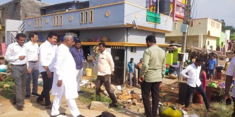 ಮಳೆ ಹಾನಿ ತಡೆಗೆ ಕ್ರಮ; ಬಿಬಿಎಂಪಿ ಅಧಿಕಾರಿಗಳೊಂದಿಗೆ ಎಸ್.ಟಿ.ಸೋಮಶೇಖರ್ ಸಭೆ