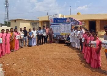 ಬಳ್ಳಾರಿ ಜಿಲ್ಲೆ: ಲಸಿಕಾಕರಣ ಜಾಗೃತಿ ಅಂಗವಾಗಿ ಯುನಿಸೆಫ್ ರಾಷ್ಟೀಯ ತಂಡದ ಭೇಟಿ